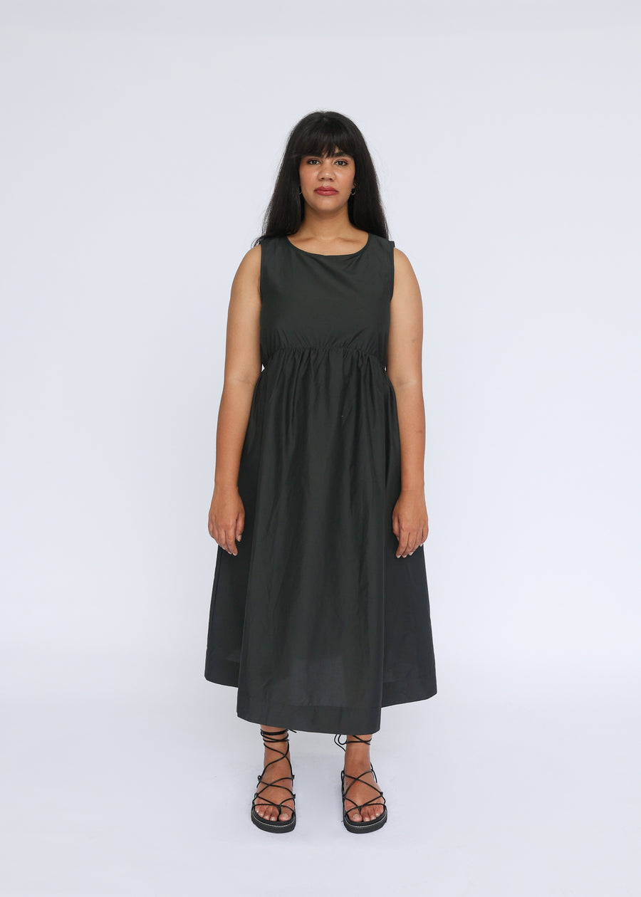 BLACK MID DRESS - JOS