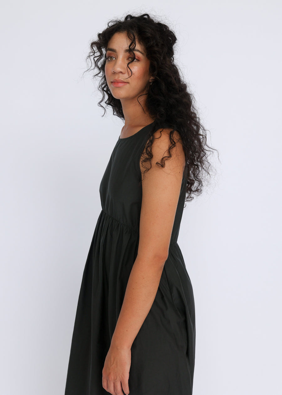 BLACK MID DRESS - JOS